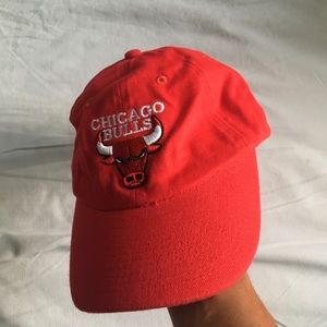 Chicago Bulls adjustable hat.
